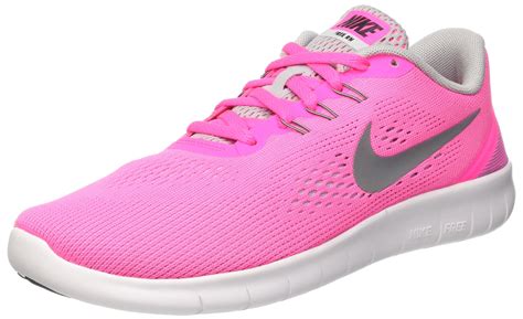 girls nike shoes.